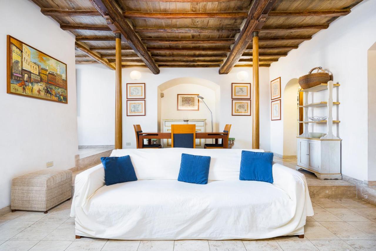 The Balcony Suite - Affaccio Su Piazza Del Campo เซียนา ภายนอก รูปภาพ
